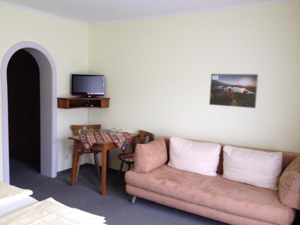 Pension Seerose Drobollach am Faakersee Bilik gambar